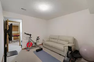 17126 New Market Dr, Eden Prairie, MN 55347 - Photo 67