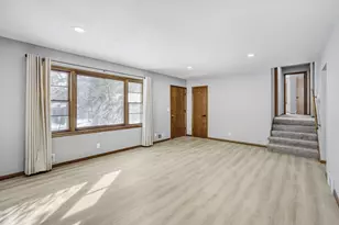 1800 Skyline Dr S, Burnsville, MN 55337 - Photo 3