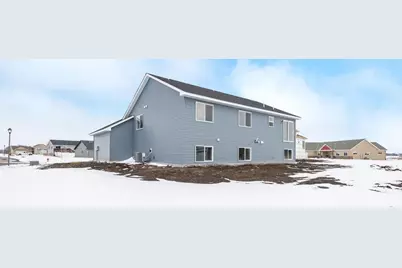 110 E 5th Street, Green Isle, MN 55338 - Photo 37