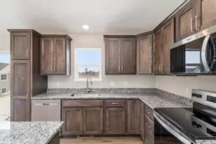 110 E 5th St, Green Isle, MN 55338 - Photo 15