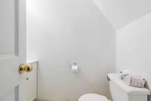 1211 E 1st St, Duluth, MN 55805 - Photo 9