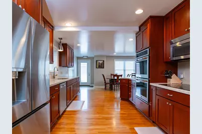 745 Mount Curve Boulevard, Saint Paul, MN 55116 - Photo 3