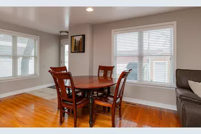 745 Mount Curve Boulevard, Saint Paul, MN 55116 - Photo 9