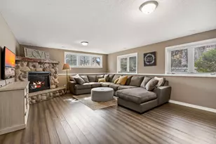 20599 Islandview Cir, Lakeville, MN 55044 - Photo 35