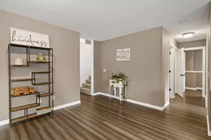 20599 Islandview Cir, Lakeville, MN 55044 - Photo 37