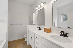 20599 Islandview Cir, Lakeville, MN 55044 - Photo 33