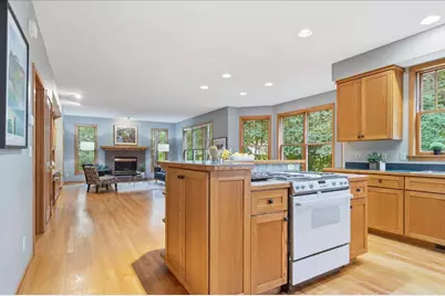 1009 Greenleaf Court, Northfield, MN 55057 - Photo 3