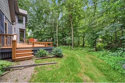 1009 Greenleaf Court, Northfield, MN 55057 - Photo 11