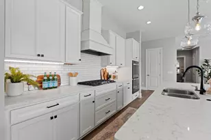 6055 Jewel Ln N, Plymouth, MN 55446 - Photo 7