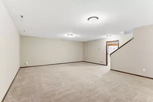 11206 Bushel Curve, Woodbury, MN 55129 - Photo 35