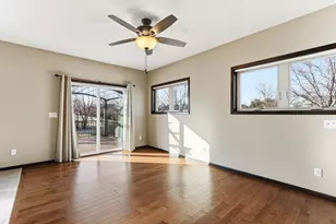 11206 Bushel Curve, Woodbury, MN 55129 - Photo 15