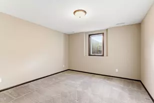 11206 Bushel Curve, Woodbury, MN 55129 - Photo 37