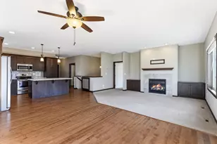 11206 Bushel Curve, Woodbury, MN 55129 - Photo 17