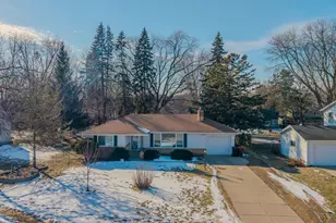 2187 Burr St, Maplewood, MN 55117 - Photo 5