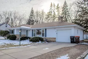 2187 Burr St, Maplewood, MN 55117 - Photo 9