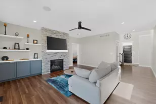 1730 8th St SE, Pine Island, MN 55963 - Photo 25