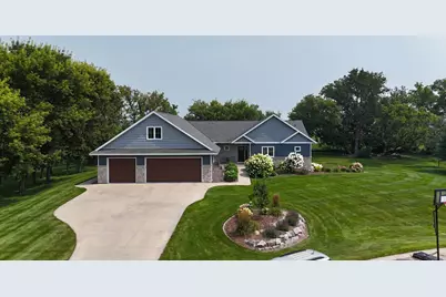 1412 Fairacre Lane SW, Willmar, MN 56201 - Photo 5