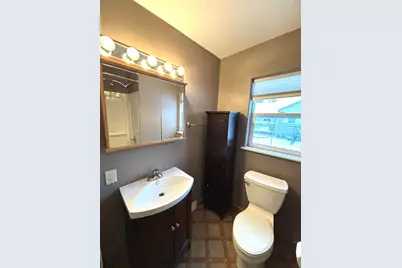 225 Kneale Avenue N, Thief River Falls, MN 56701 - Photo 13