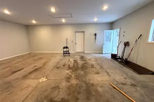 225 Kneale Ave N, Thief River Falls, MN 56701 - Photo 23