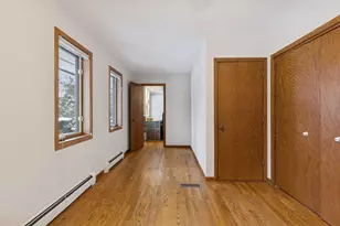 217 Peninsula Rd, Medicine Lake, MN 55441 - Photo 25