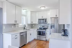 10520 Unity St NW, Coon Rapids, MN 55433 - Photo 5