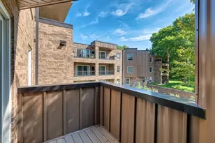 2220 Midland Grove Rd, Roseville, MN 55113 - Photo 13