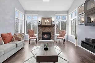 13476 Granada Ave, Apple Valley, MN 55124 - Photo 3