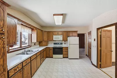 4 Riverside Avenue NE, Melrose, MN 56352 - Photo 11