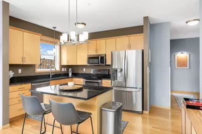 301 Oak Grove Street #414, Minneapolis, MN 55403 - Photo 5