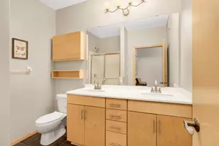 301 Oak Grove St, Minneapolis, MN 55403 - Photo 19