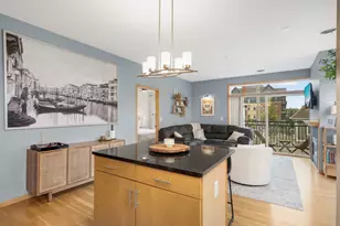 301 Oak Grove St, Minneapolis, MN 55403 - Photo 11