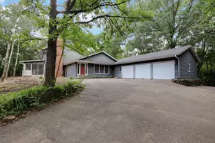 15432 Highwood Dr, Minnetonka, MN 55345 - Photo 5