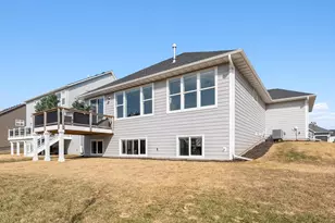 10811 40th St N, Lake Elmo, MN 55042 - Photo 27