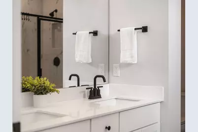 10811 40th Street N, Lake Elmo, MN 55042 - Photo 5