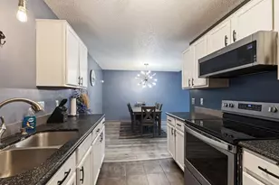 6129 Tahoe Cir, Woodbury, MN 55125 - Photo 11