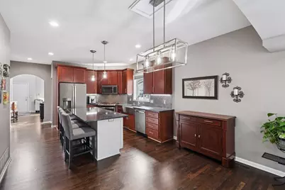 9634 Belmont Lane, Eden Prairie, MN 55347 - Photo 3