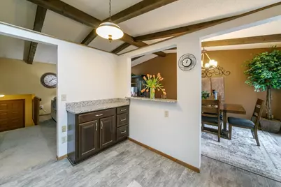 4614 Beacon Hill Road, Eagan, MN 55122 - Photo 9