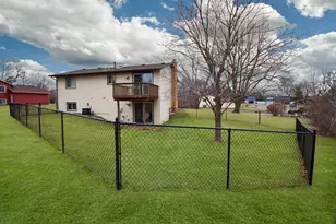 4614 Beacon Hill Rd, Eagan, MN 55122 - Photo 47