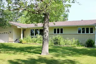 1805 Nelson Dr, Thief River Falls, MN 56701 - Photo 3