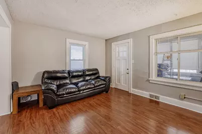 748 Case Avenue E, Saint Paul, MN 55106 - Photo 9