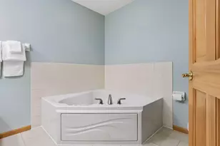 1648 Cohansey St, Saint Paul, MN 55117 - Photo 27