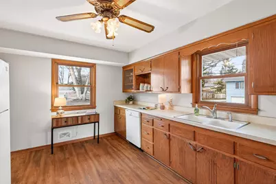 601 Glencoe Street NE, Fridley, MN 55432 - Photo 9