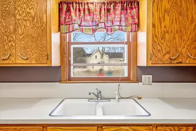 803 N 2nd Street, Princeton, MN 55371 - Photo 13