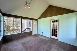 627 W 1st Street S, Cottonwood, MN 56229 - Photo 13