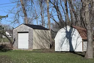 627 W 1st Street S, Cottonwood, MN 56229 - Photo 37