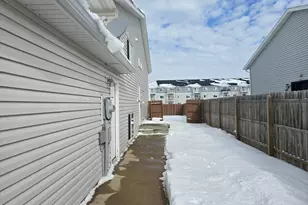 1702 41st Ave S, Moorhead, MN 56560 - Photo 25