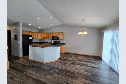 1702 41st Avenue S, Moorhead, MN 56560 - Photo 3