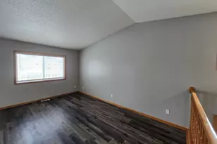 1702 41st Ave S, Moorhead, MN 56560 - Photo 5