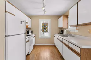 147 1st St, Excelsior, MN 55331 - Photo 3