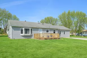 316 Buckwheat Ave, Windom, MN 56101 - Photo 3